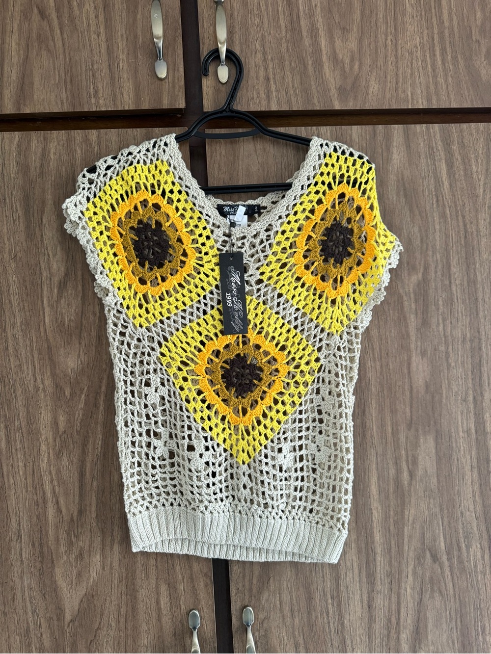 Vintage Miss Kelly 1999-Crochet Sunflower Accent Knit Top -